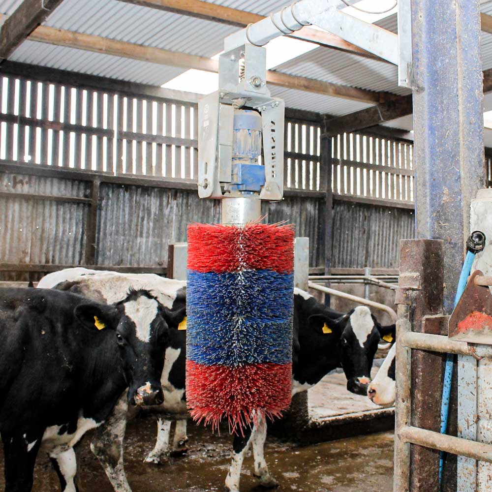 Gimbal Cow Brush