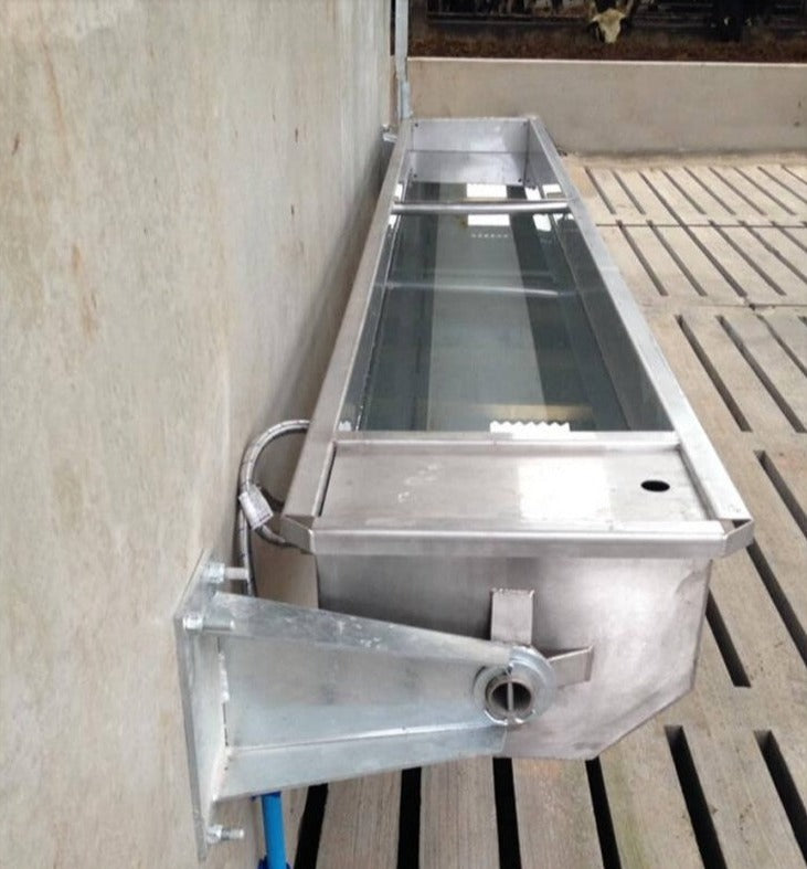 Drinkers 1500mm tipover - Cowcare Systems